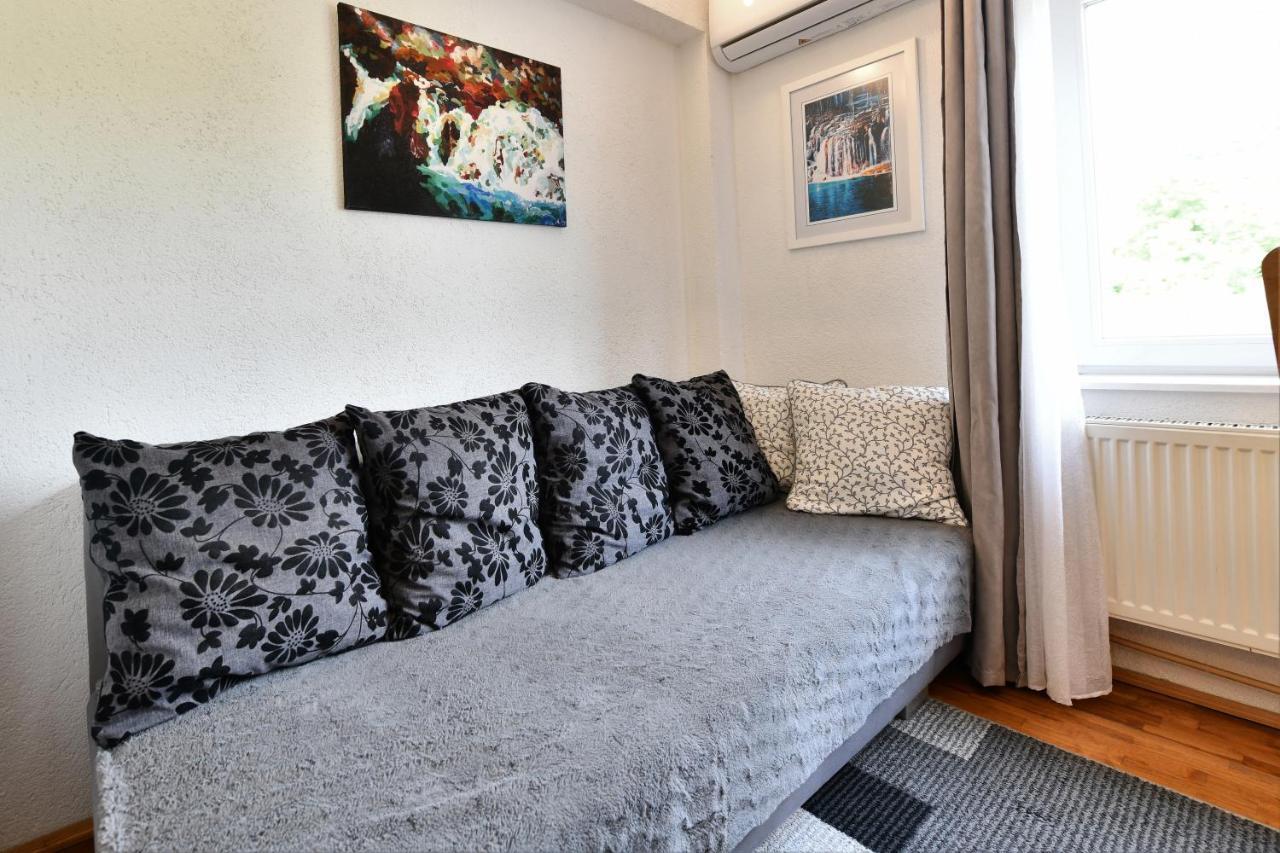 Apartment Marija Zupan Rakovica Eksteriør bilde